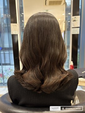 アピッシュ(apish 並木通り) コテ巻き風パーマ/伸ばしかけパーマ/ミディアムパーマ/くびれ