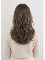 ヘアーエボリューション&nbsp;透明感ベージュのナチュラルロングレイヤー