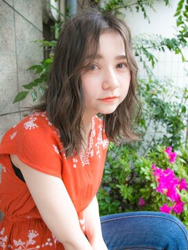 ルティア(Lutia) グレージュ ダブルカラー ニュアンスウェーブ