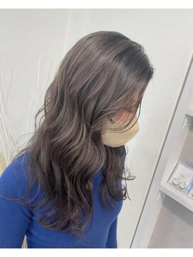 エル(elle.) ash color