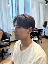 ハイル(KHAIR)&nbsp;センターパート　ベージュカラー　《谷　昂将》