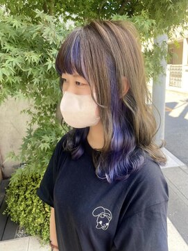 エム インターナショナル 春日部本店(EMU international) 人と違った色にしたいインナーカラーパープル