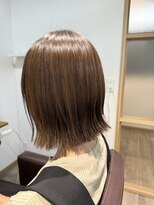 ビプラス(viplus)&nbsp;切りっぱなしボブ×ツヤ感アッシュ