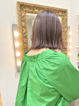 コワファースト させぼ五番街店(COIFF1RST) 大人ラベンダーグレージュ