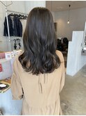 大人可愛いオリーブブラウン
