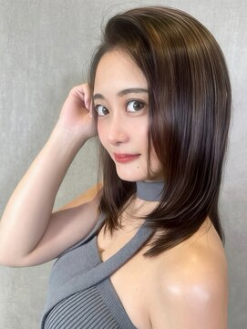 リア(Li'a) ナチュラルハイライト＋透明感＋ミディアムレイヤー