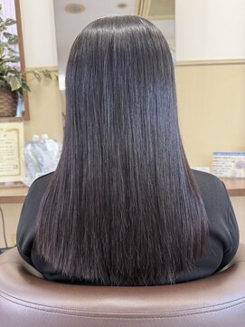 コアフィールフィス(COIFFURE fils) 新規お得クーポンあり【見附　今町】黒髪ストレート