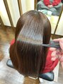 マノ ア ファト(mano a fato by design hair) 髪質改善トリートメント+縮毛矯正でサラ艶!
