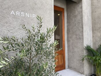 アルスニップ(ARSNIP)の写真/【店内貸切制×マンツーマン施術】最初から最後まで一人の担当者が寄り添い、理想のスタイルを実現します◇