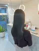 シーン(scene) 髪質改善縮毛矯正で叶う極艶ナチュラルロング