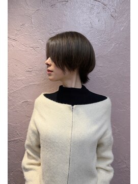 フッタ(Futta) 伸ばしかけショートスタイル【西武新宿駅】【駅近徒歩1分】