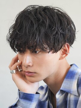 フィフスパーク(fifth PARK) 渋谷波巻きパーマ束感ツイストスパイラル無造作メンズパーマ色気