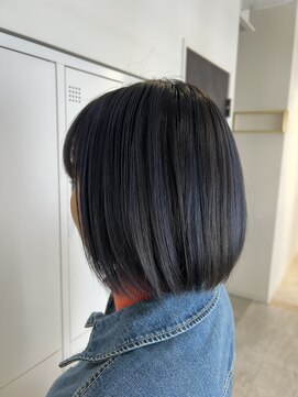 トッカ ヘアアンドトリートメント 大宮店(tocca) 【アンブレラカラー】ブルーの筋で自分だけのデザインカラー