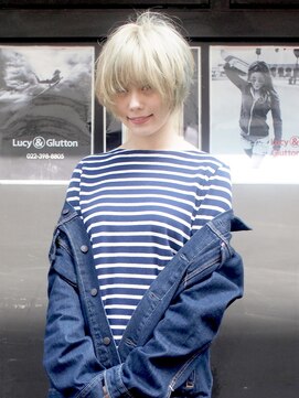 ネフ(NeF) 前下がりのフレンチショートボブ☆