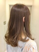 ボワール(Voir) 間違いなしの王道セミディスタイル