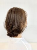 20代30代ミディアムレイヤー　外ハネ　ココアブラウン
