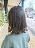 CINQ 透き通るアッシュグレージュカラー×ロブ