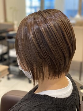 アッシュ 永福町店(Ash) 前下がりのショートボブ