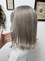 ヘアーデザインサロン スワッグ(Hair design salon SWAG) pail white