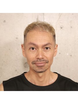 クランク(CRANK) うす毛カバー！金髪ベリーショート