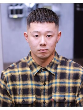 タフ バーバーショップ(TOUGH BARBER SHOP) クロップスタイル