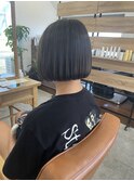 ぱつボブ