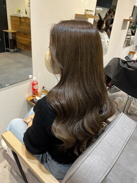 カルゥグラッシー(KALOU glassi) 髪質改善ロング★スモーキーカーキ