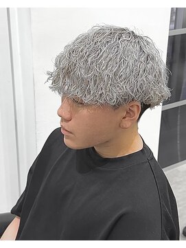メンズ サロン ドット トウキョウ 町田店(men's salon dot. tokyo) シルバーツイスパ〔町田/メンズカット/眉毛/眉毛カット〕