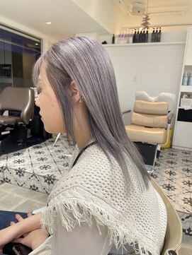 バズ(BUZZ) シルバーグレージュ