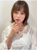 くびレイヤー外ハネ切りっぱなしボブインナー美髪ピンクブラウン