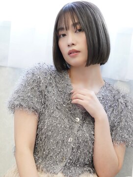 オウル(Owll) ＊顎ライン内巻きぱつっとミニボブ赤み消しカラー＊