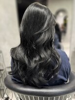 ブロウ ネックス ザ サロン 表参道(VLOW nex the salon)&nbsp;ブルーブラック　レイヤーカット　韓国ヘア　掛札