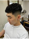 クロップ　ハードパーマ　スキンフェード