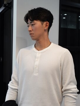 オルカ(ORCA) フェザーパーマ/センターパート/メンズパーマ/韓国【南川聖華】