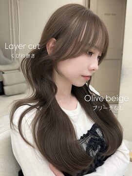 ビュー フクオカ(VIEW FUKUOKA) レイヤーカット×オリーブベージュ
