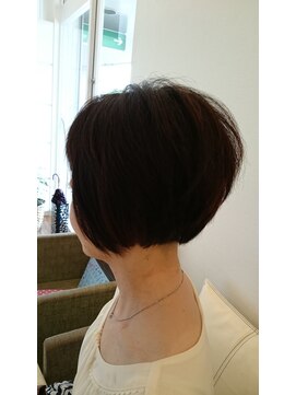 ルシード スタイル レクラ 栄生店(L'UCIDO STYLE L'eclat) ショートボブ