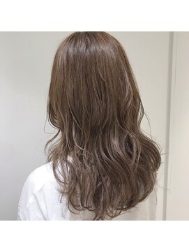 ルル(LuLu by KENJE) ベージュカラー