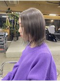透ける柔いグレー