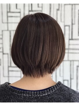 フェイス 延岡店(face) ふんわりまとまるショートボブ