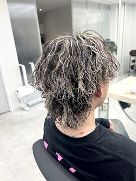 エイトサッポロ 札幌大通り店(EIGHT sapporo) surf curl × white highlight