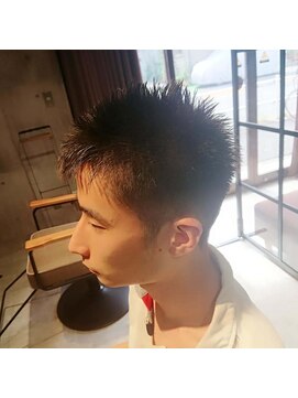 ネセサリー(NECESSARY) カット