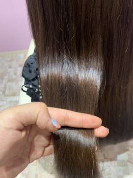 ロアゾブルーミュージアム(L'oiseau Bleu museum) 暗髪カラー髪質改善