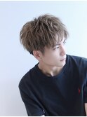 ハイミルクティーグレージュショート（ツーブロック刈り上げ）