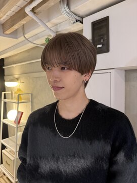 マジコ メンズカット 原宿店(magico) メンズ/ミルクティーベージュカラー/ブリーチ/ダブルカラー/原宿