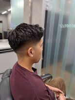 バーバー キング(BARBER KING) フェードカットアップバング