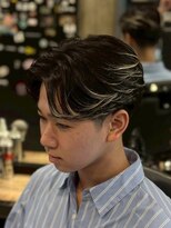 ビンゴ(BINGO) 2498黒髪ハイライトメッシュフェザーツーブロックサーフカール