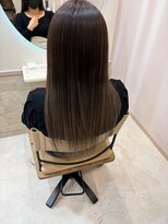 ミュミュ(mu-mu)&nbsp;小顔 12.4エアータッチバレイヤージュ