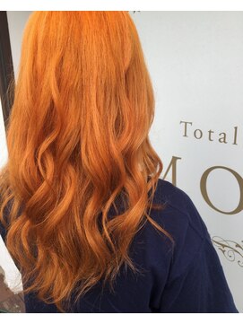 シュエット(Chouette) 個性派×カッパーオレンジ