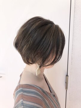 オーティティ(O-TETE) O-tete ハイライトショートボブ