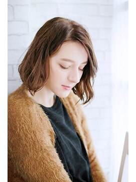 プティルカ ディーシー本店(PutiLuca D.C.) 無造作パーマスタイル